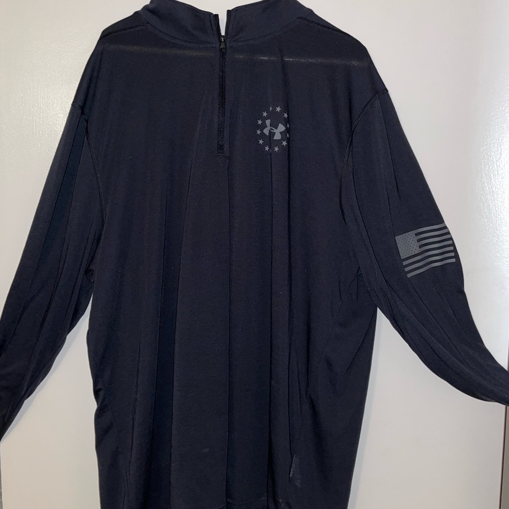 NWOT under armour 1/4 zip long sleeve
